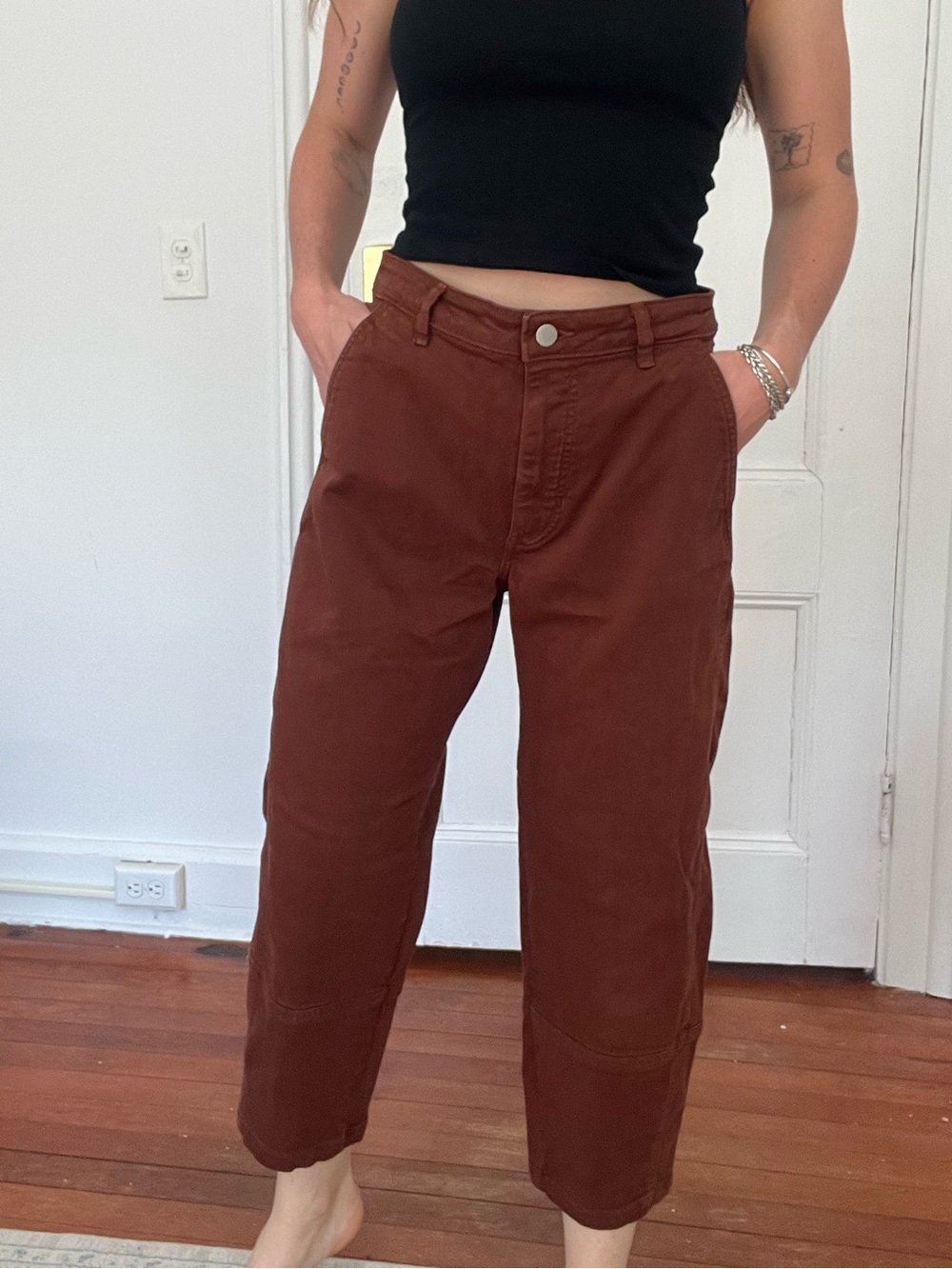 Everlane Utility Barrel Pant in Redwood